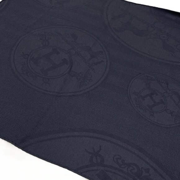 Auth HERMES - Navy Beige Cashmere Silk Leather Scarf - Picture 5 of 5
